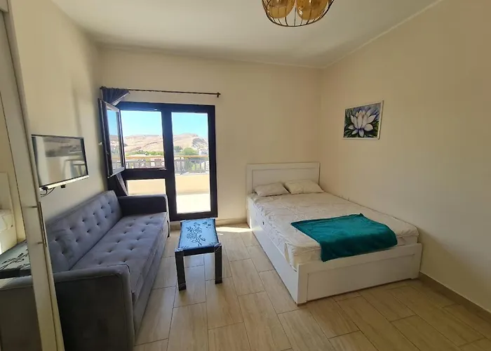 Aldau Heights Modern With Terrace, Mountain & View